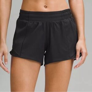Lululemon Hotty Hot Low-Rise Lined Short 4”
